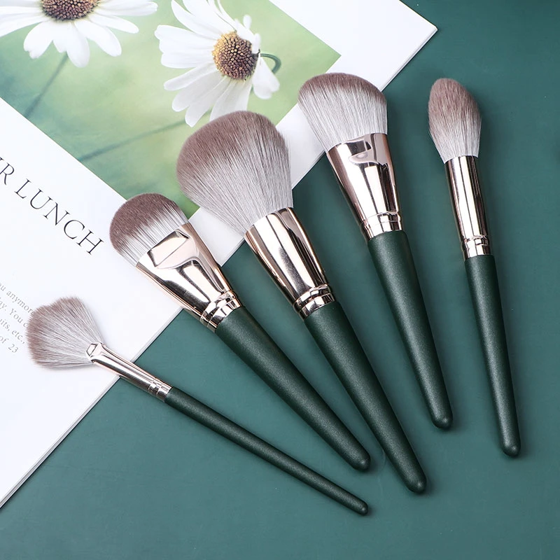 OEM Professional Makeup Brush Set 14PCS Vegan Eyeshadow Brush Foundation Brush Cosmetics Brush Set